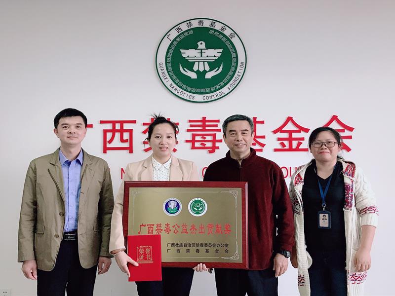 奔越传媒_原图裁剪_副本.jpg