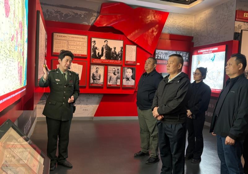 “坚定理想信念 担当公益使命”主题党日活动