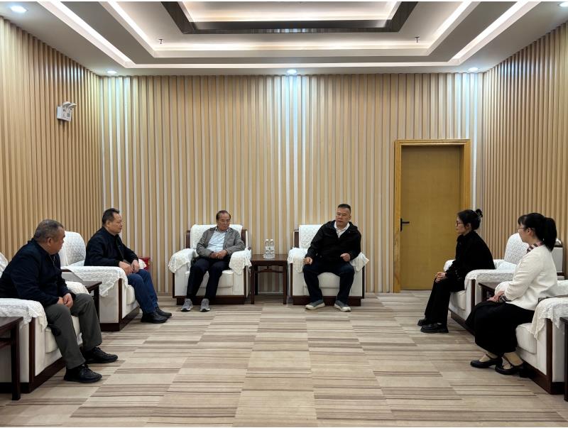 “坚定理想信念 担当公益使命”主题党日活动